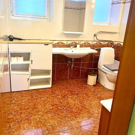 Centro דירה קלייפדה